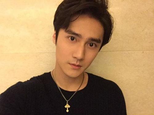 男明星的素颜
